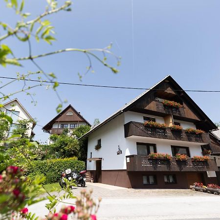 Apartments Pri Urhu 보히니 외부 사진